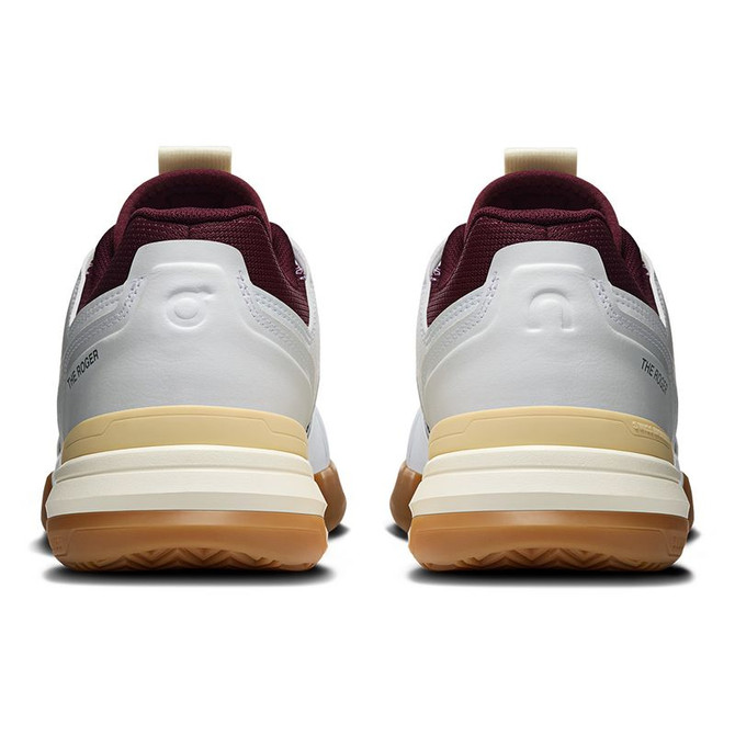 On The Roger Clubhouse Pro 1 Womens Tennis Shoe - White/Ivory