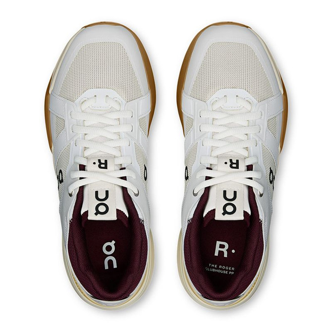 On The Roger Clubhouse Pro 1 Womens Tennis Shoe - White/Ivory