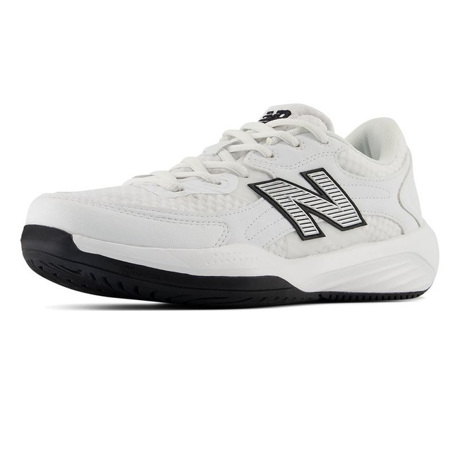 New Balance 696 Junior Tennis Shoe - White