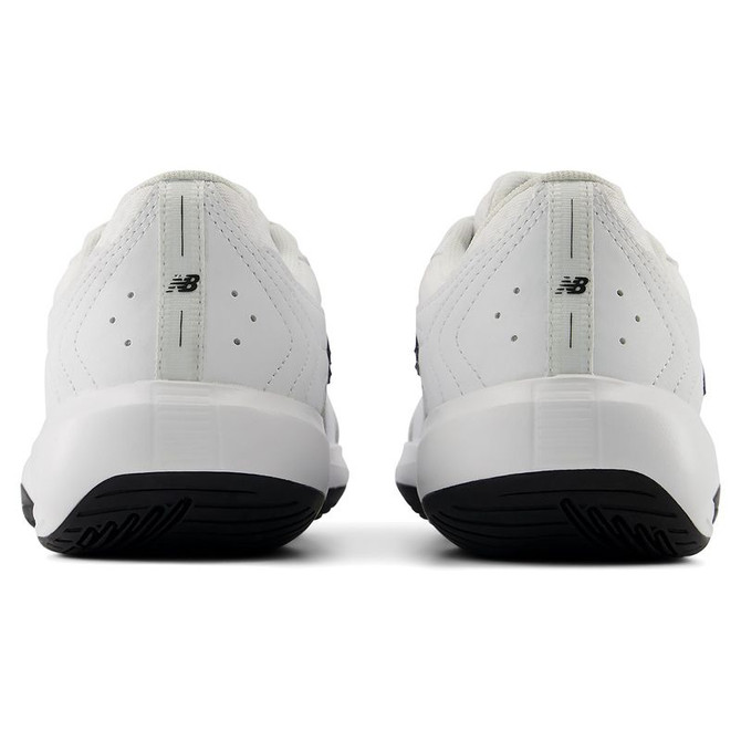 New Balance 696 Junior Tennis Shoe - White