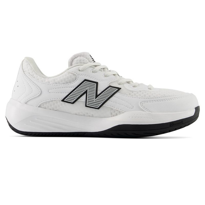 New Balance 696 Junior Tennis Shoe - White
