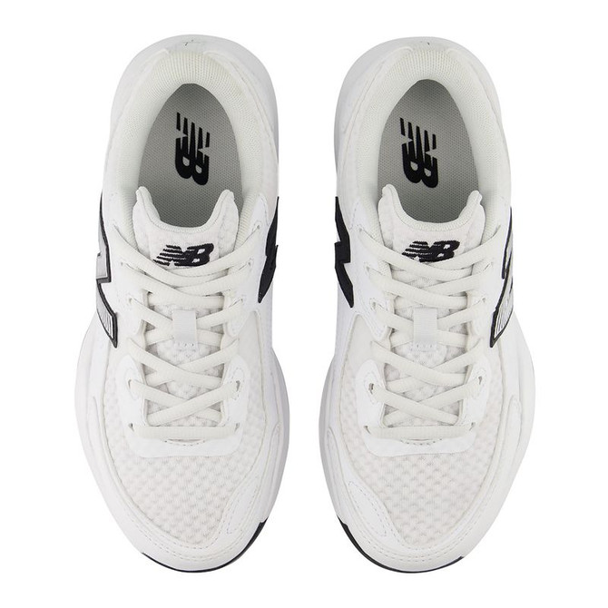 New Balance 696 Junior Tennis Shoe - White