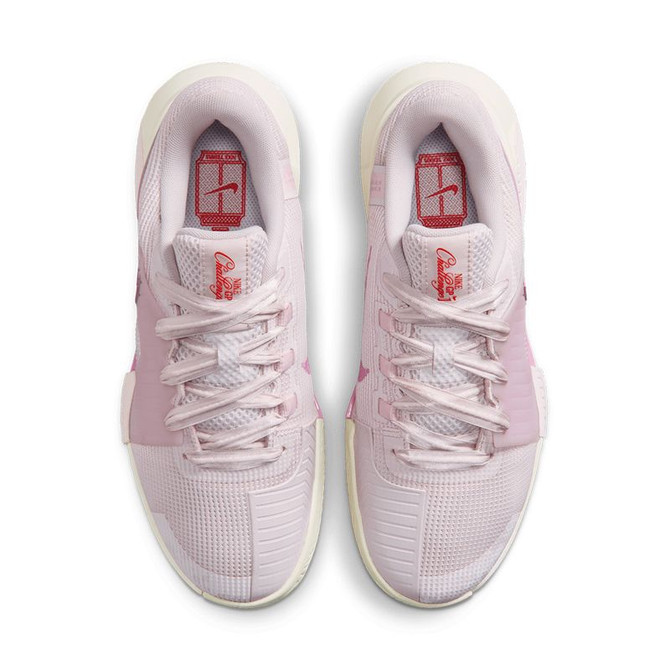 Nike GP Challenge 1.5 Premium Womens Tennis Shoe - Pearl Pink/Light Magenta/Pink Foam/Chalk