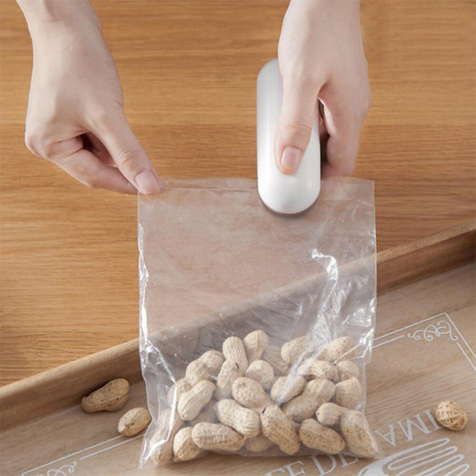 Mini Food Handheld Heat Vacuum Sealer