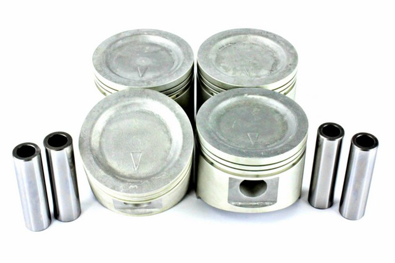 Piston Set 2.6L 1987 Mitsubishi Starion - P101B.8