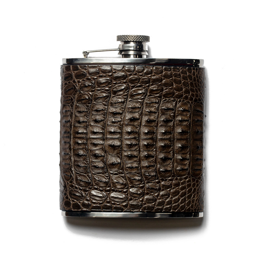388-BuckleGuy-Croc-Flask-