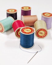 Fil Au Chinois Lin Cable - Leather Hand stitching.  Fil Au Chinois Lin Cable - Leather Hand stitching.
