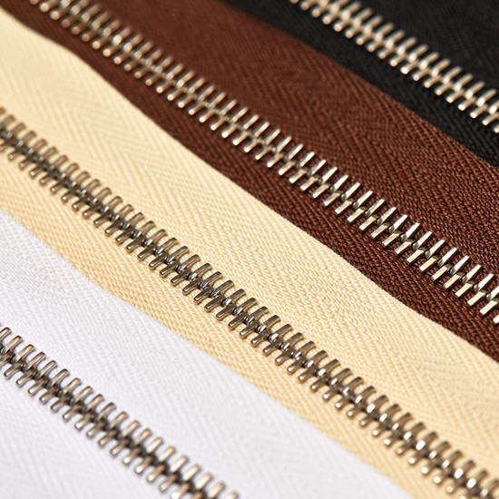 RIRI Nickel Teeth Zipper Chain