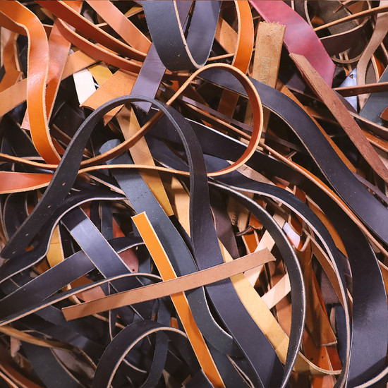 Full grain scrap leather for sale in bulk