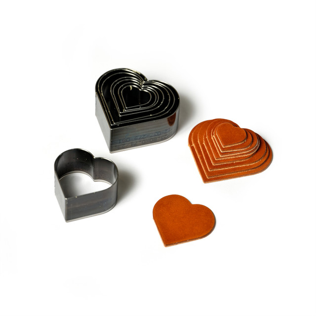 Steel Rule Clicker Die, Hearts (8 pc set)