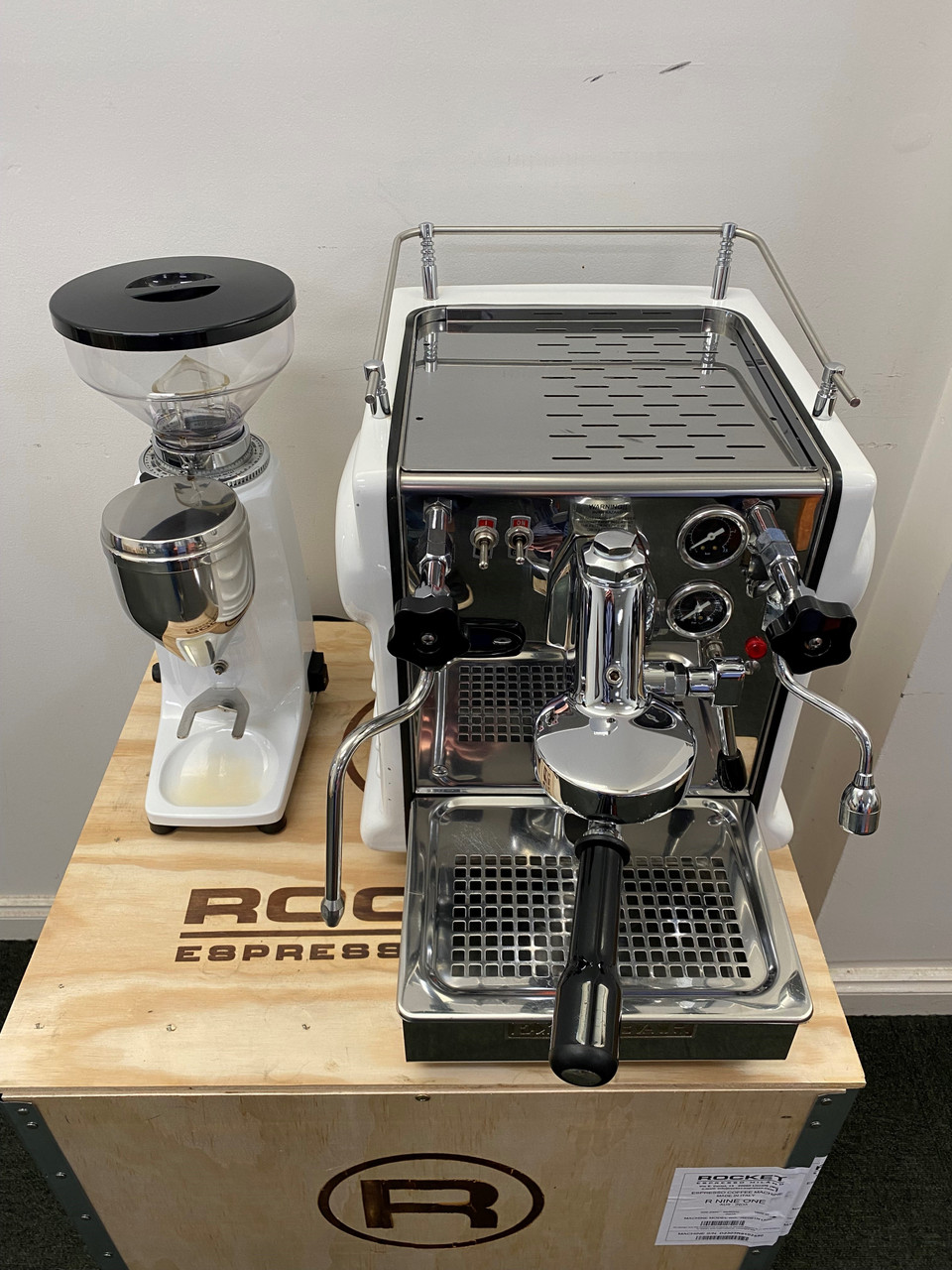 Expobar Ruggero Barista Minore White and Quamar Q50P Fully Refurbished