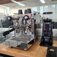 We trialled the Quick Mill QM67 Dual Boiler coffee machine in our showroom, and here is what we found