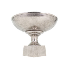 Reginald Centerpiece