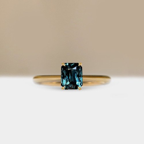 S826-CELINE-YG-NVST3095.jpg S826-CELINE-YG-NVST3095.jpg