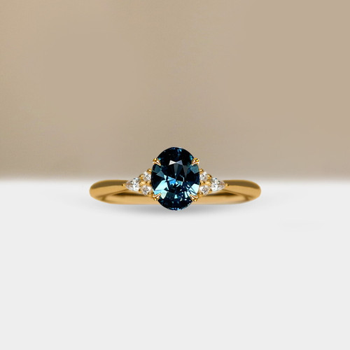 S817-CLARAR-YG-NVST3843.jpg