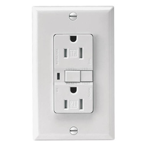 15 Amp White GFI Duplex Outlet