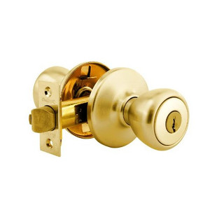 Kwikset Tylo Polished Brass Entry Lockset - (2-3/8" or 2-3/4" Backset)