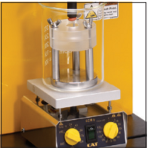 Le dispositif de test d'adhérence Muco simule les conditions de température du corps et la force nécessaire pour retirer un comprimé de la surface d'une muqueuse.