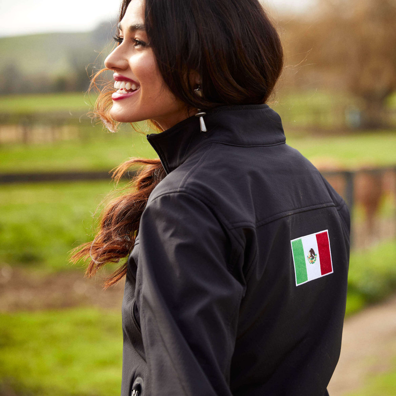 Ariat Women's Classic Team Mexico Softshell Jacket - Country Outfitter