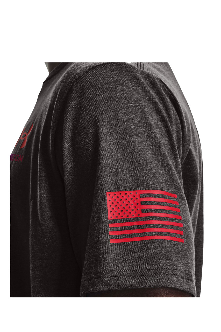 Postgrado  Under Armour 1370810 Men's Athletic UA Freedom Flag T-Shirt  Short Sleeve Tee