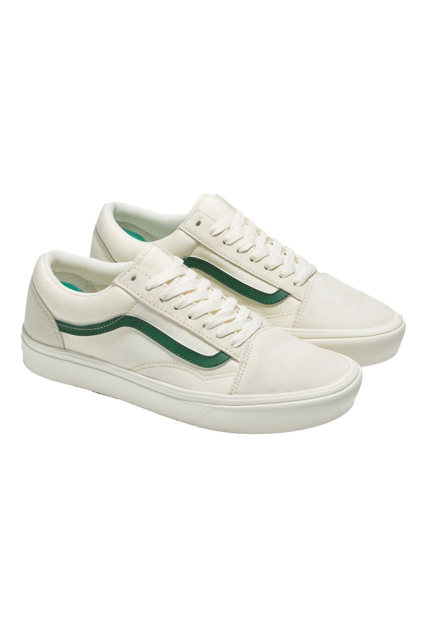 Vans Men s UA Comfycush Old Skool Shoes VN0007NBWGR1