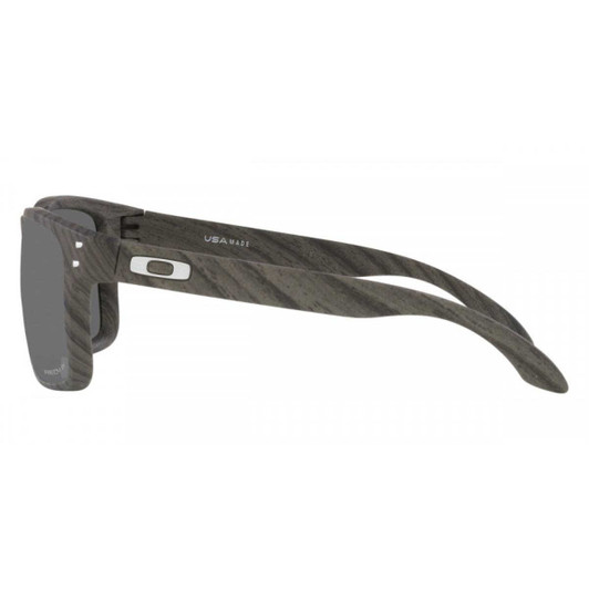 Oakley man sunglasses