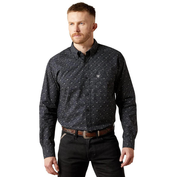 Ariat Men's Wheaton Fitted Navy Long Sleeve Shirt