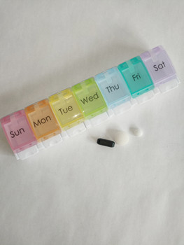 7 day medication organizer pill box large size and print colorful