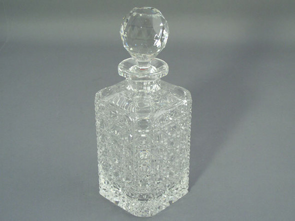 Squarge Diamond Cut Crystal Decanter (C558)
