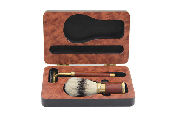 Razor & Brush in Wood Box 6.75" x 4". SKU #: KMKW4.