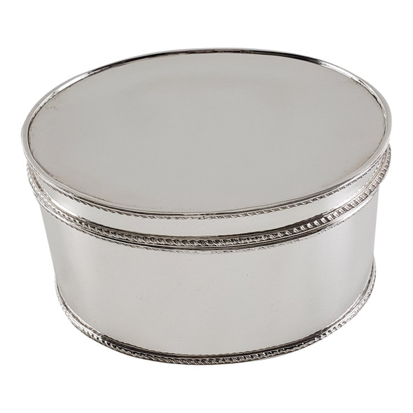 Biscuit Box Hinged Oval Gadroon 7.25" x 6" x 4" English Silver Plate. SKU #: C795.