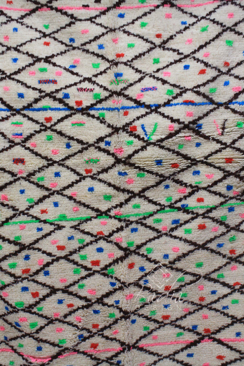 59" W x 102" H - Moroccan Handmade Beni Ourain Rug - R949