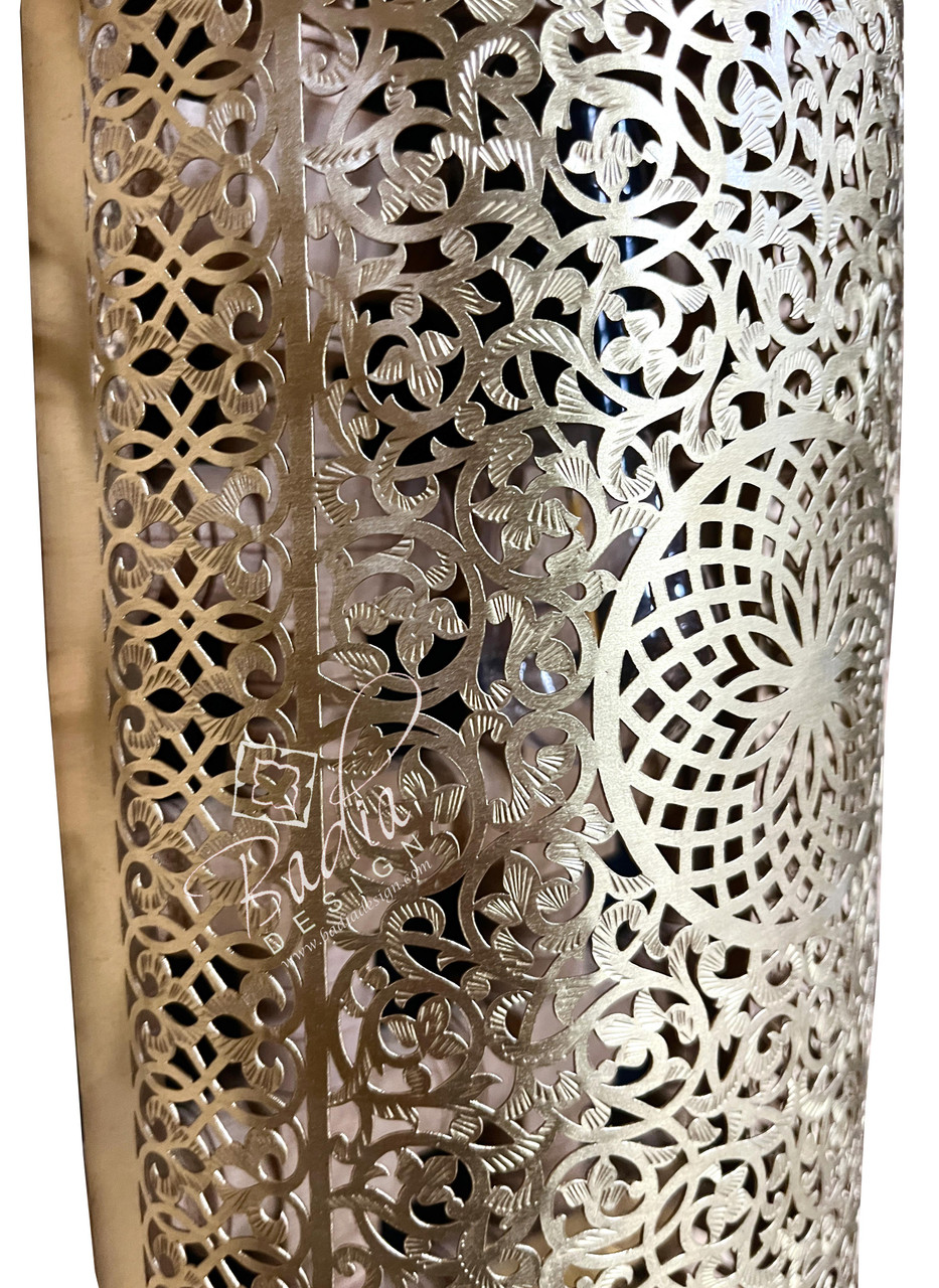 Handmade Brass Wall Sconce with Exquisite Cutout Patterns - WL266