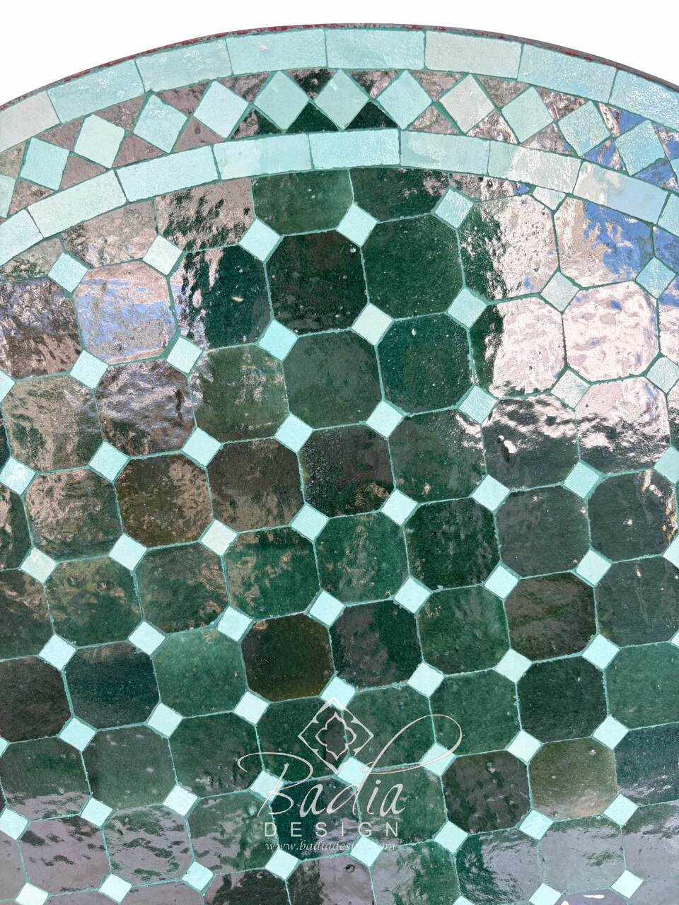 36 Inch Green Round Tile Table Top - MTR689