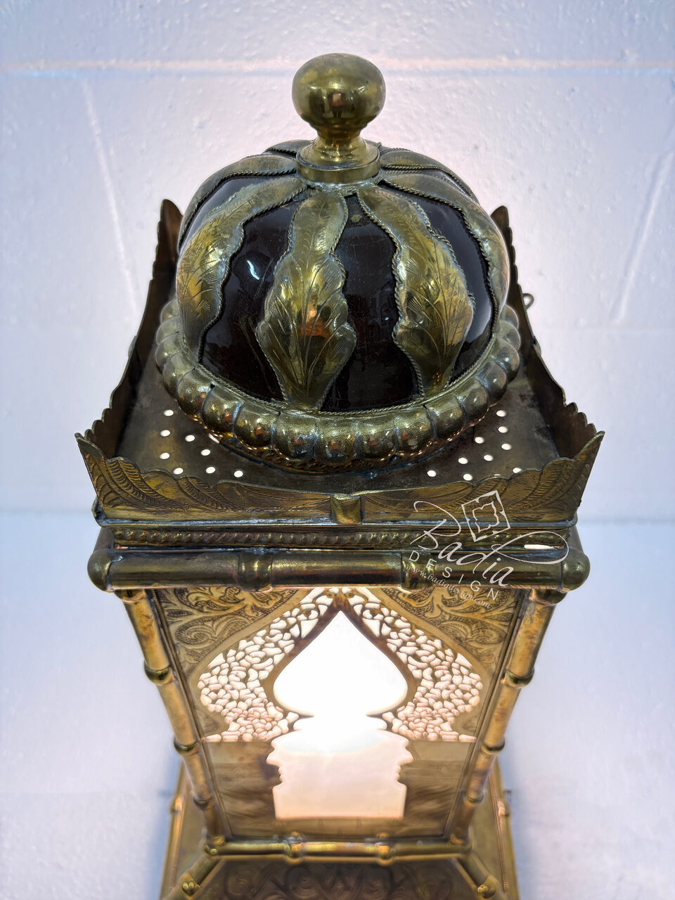 Tall Brass Floor Lantern with Burgundy Ceramic Decor - LIG555