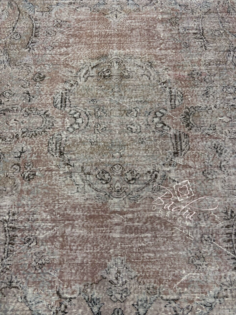 66" W x 99" H - Faded Vintage Multi-Color Rug - R0514