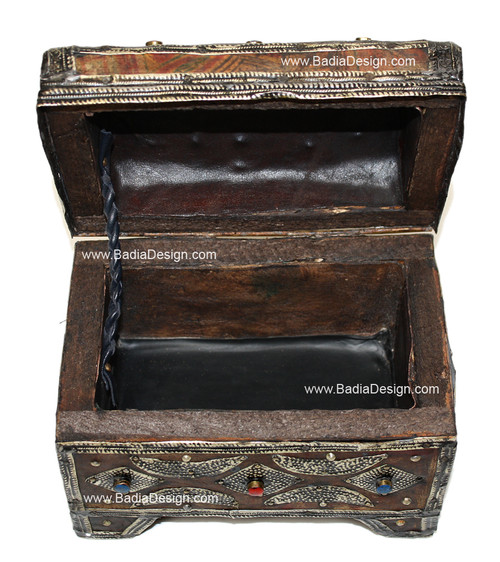 Small Vintage Metal and Bone Jewelry Box - HD022
