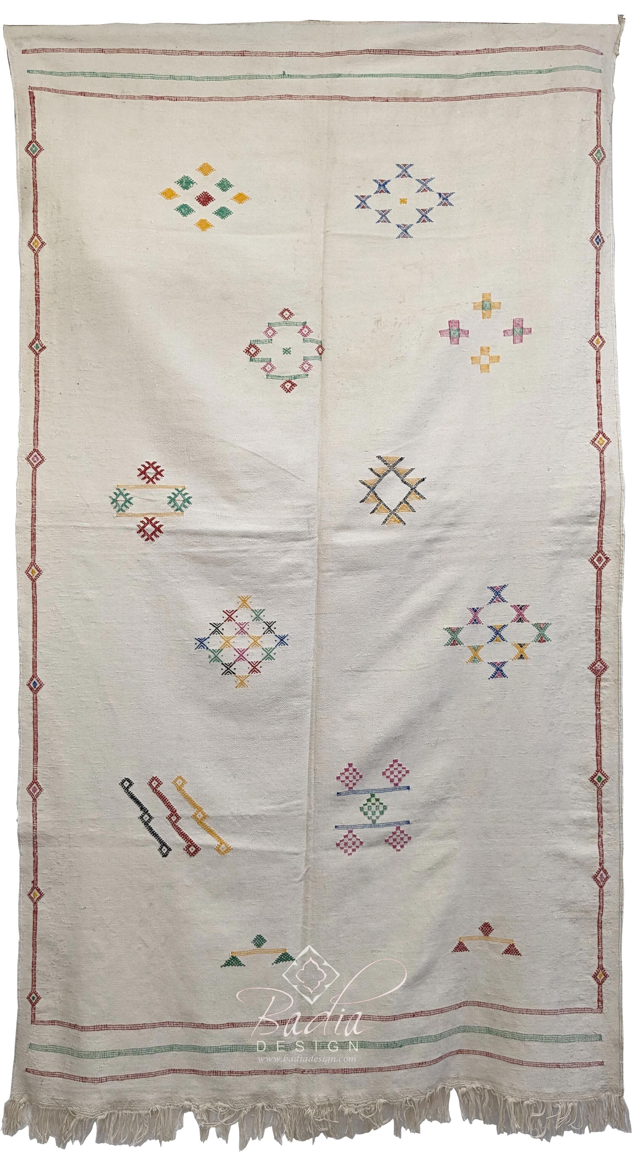 moroccan-berber-carpet-r04790.jpg