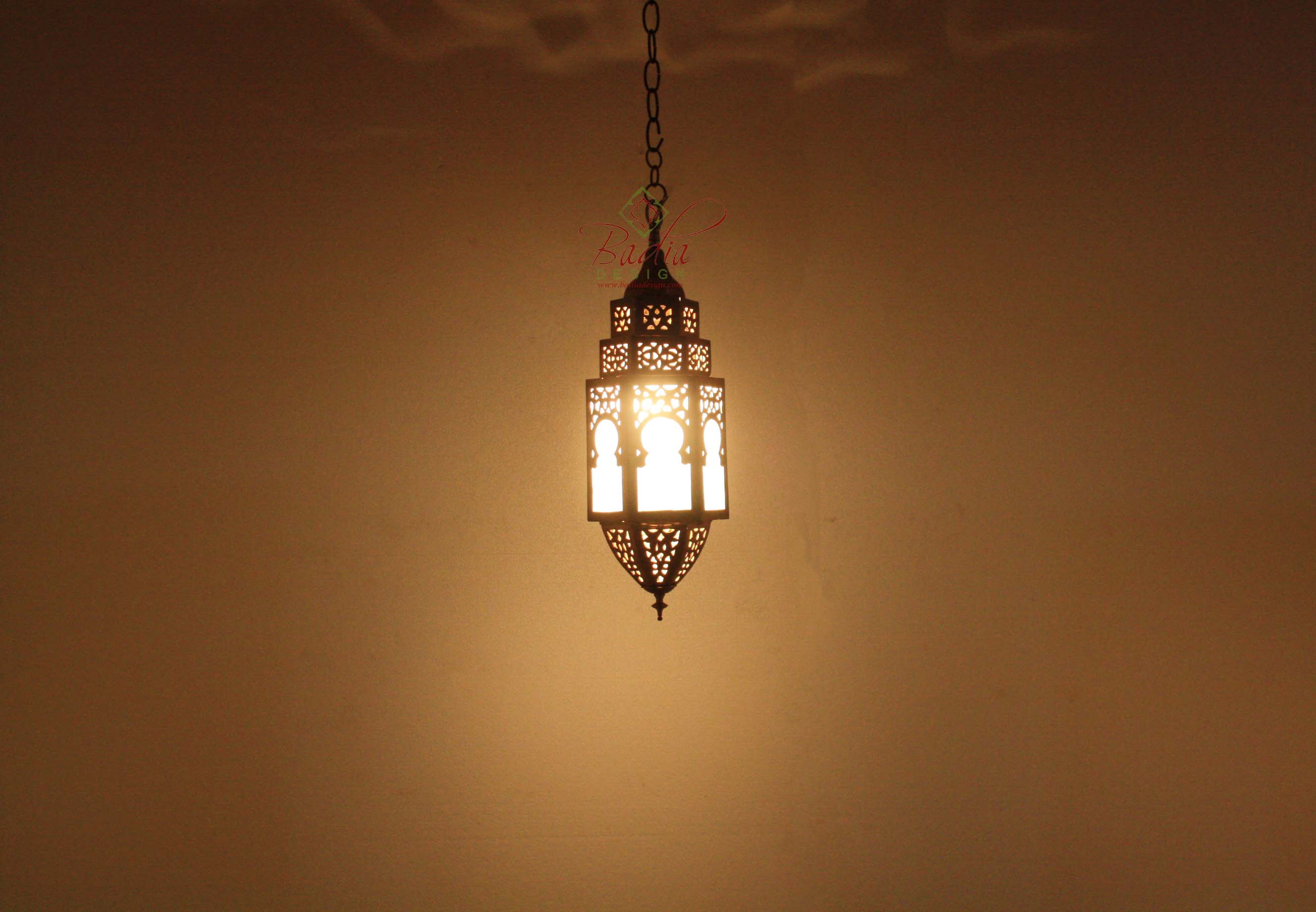 moroccan-brass-pendant-light-with-white-glass-lig349-2.jpg