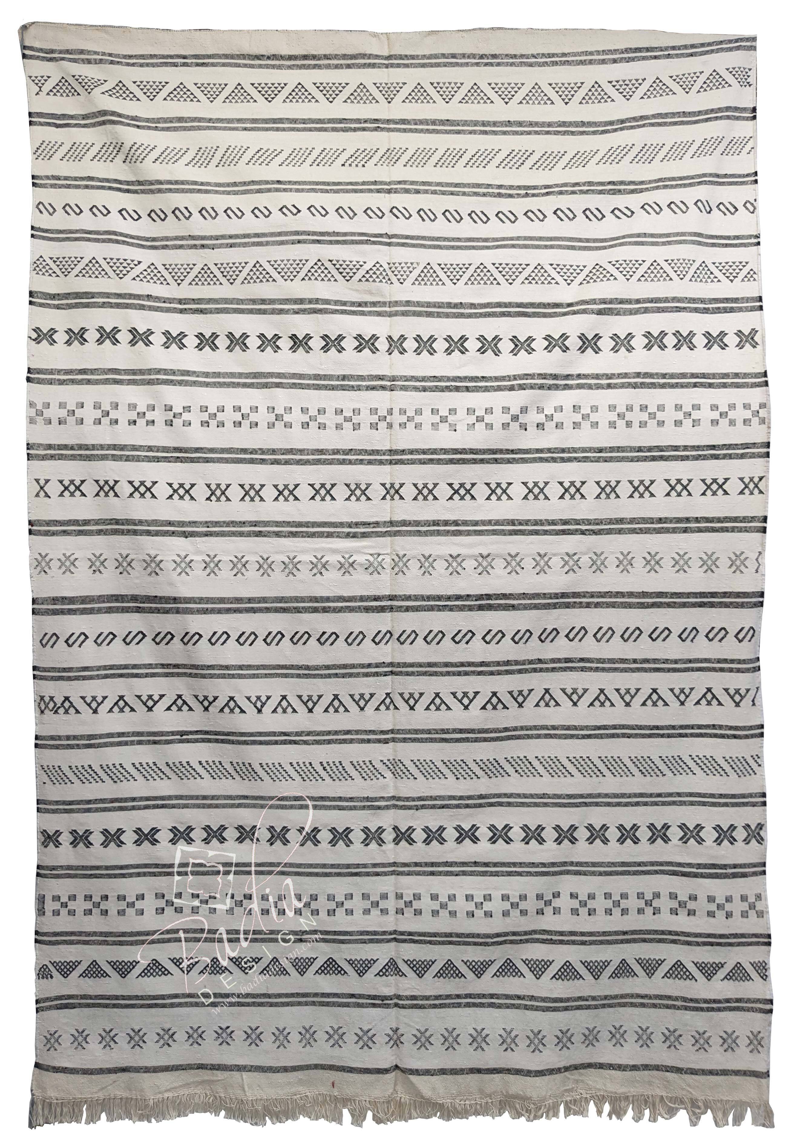 moroccan-design-rugs-r0482.jpg