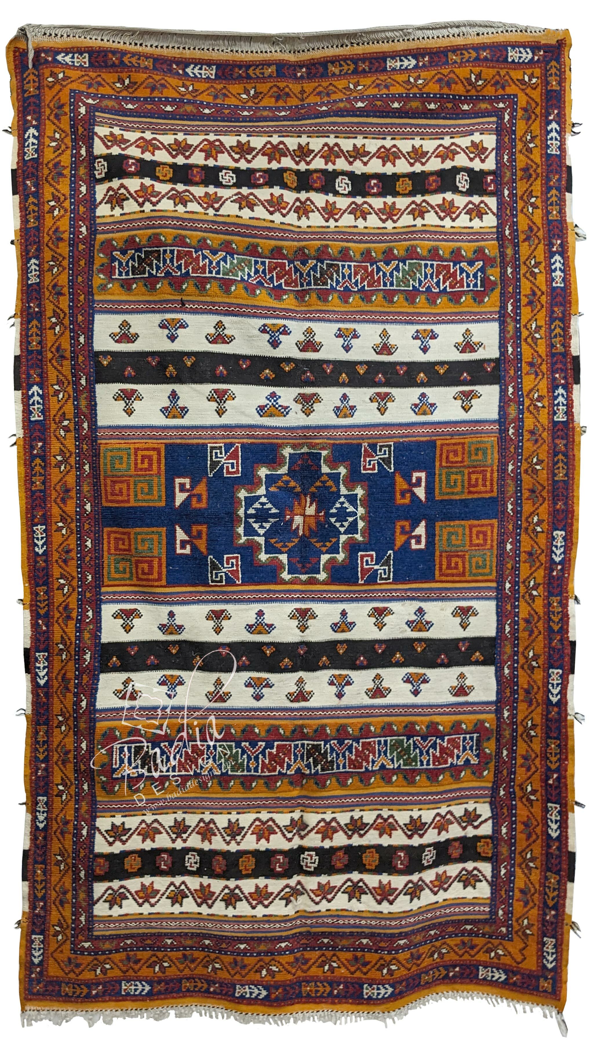 moroccan-handmade-tribal-area-rug-r0337.jpg