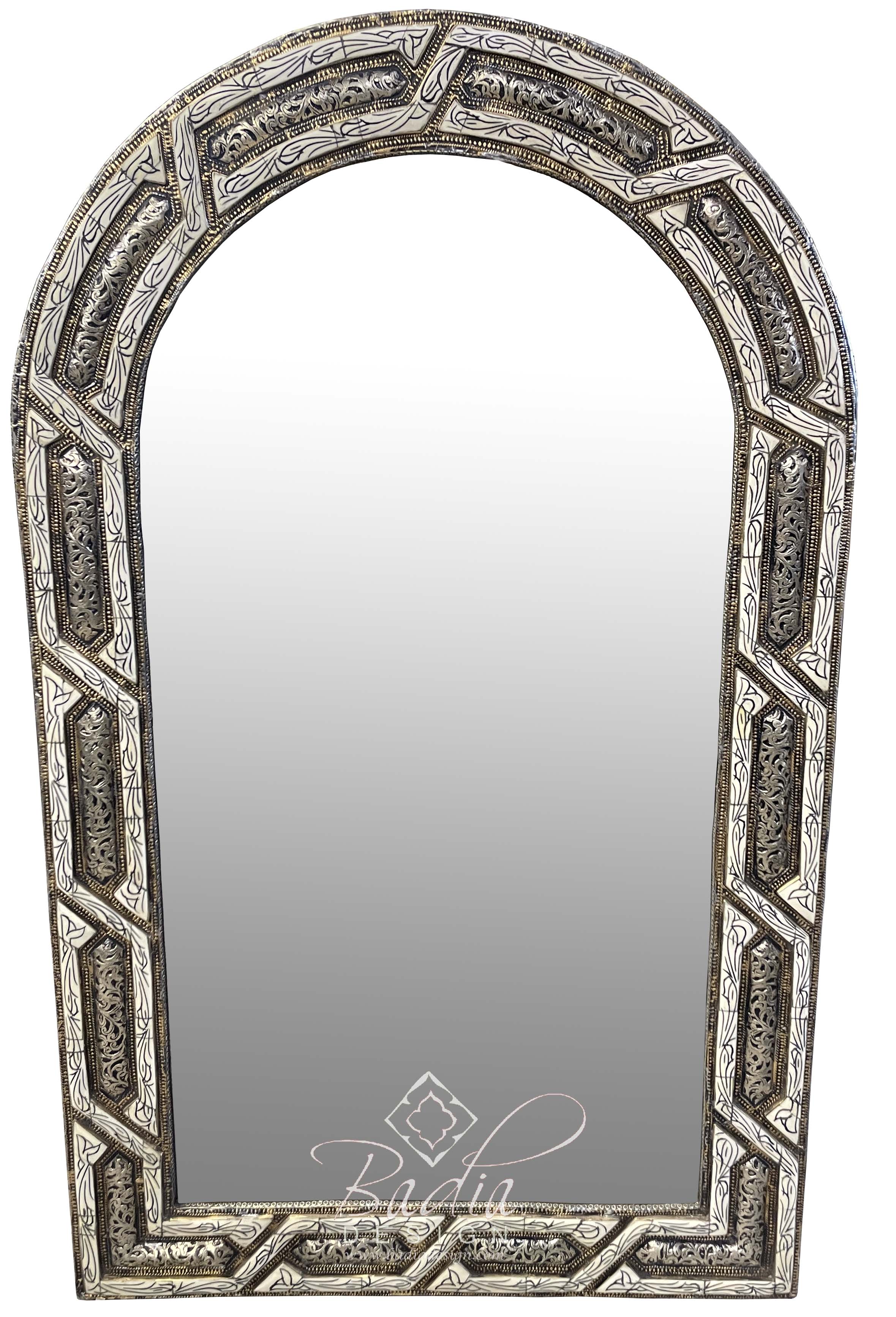 moroccan-rectangular-shaped-metal-and-white-bone-mirror-m-mb107.jpg