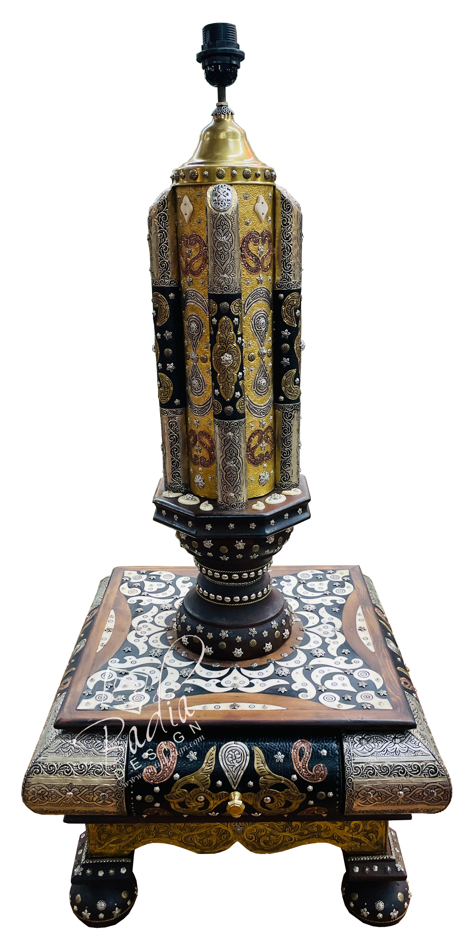 moroccan-tall-metal-and-bone-table-lamp-lig494.jpg