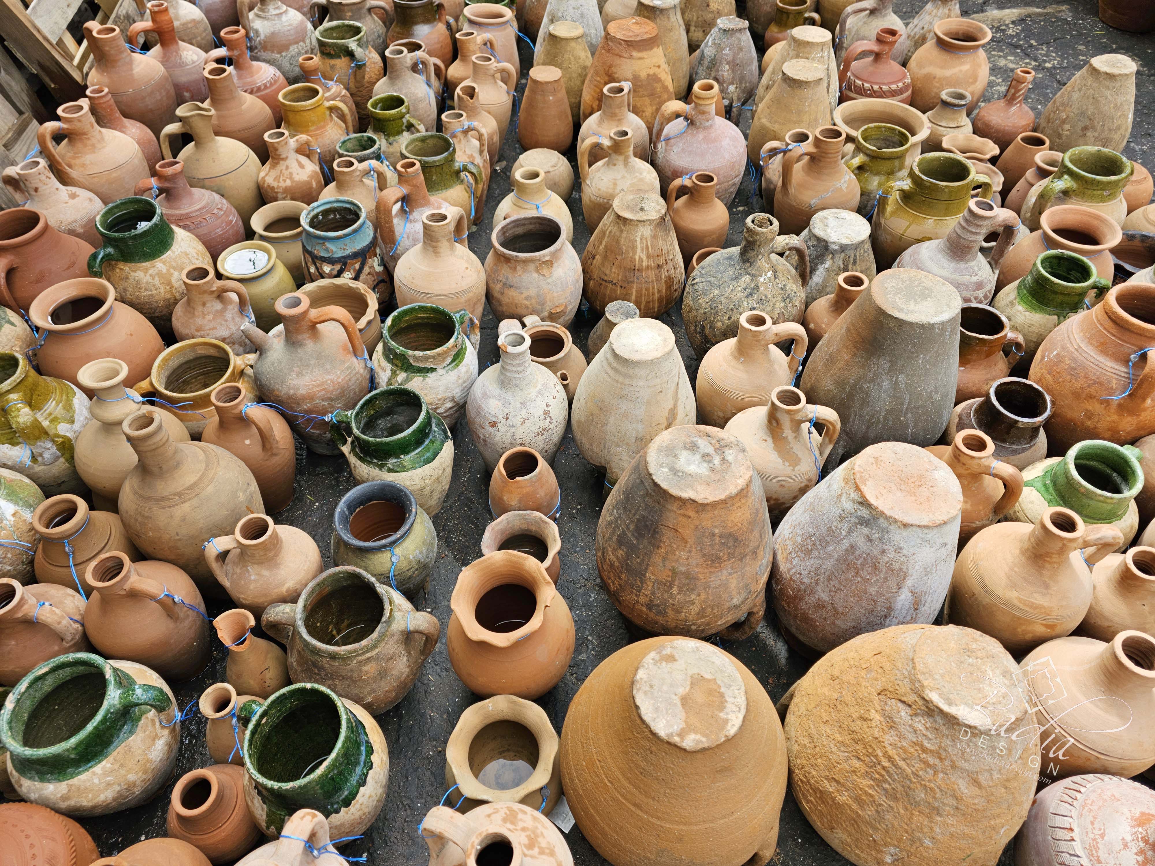 https://cdn11.bigcommerce.com/s-e8b80/product_images/uploaded_images/turkish-terracotta-pots1.jpg