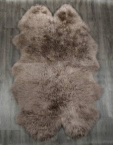 Taupe Quarto Sheepskin Rug