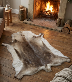 Reindeer Hide FRD010 (120cm x 115cm)