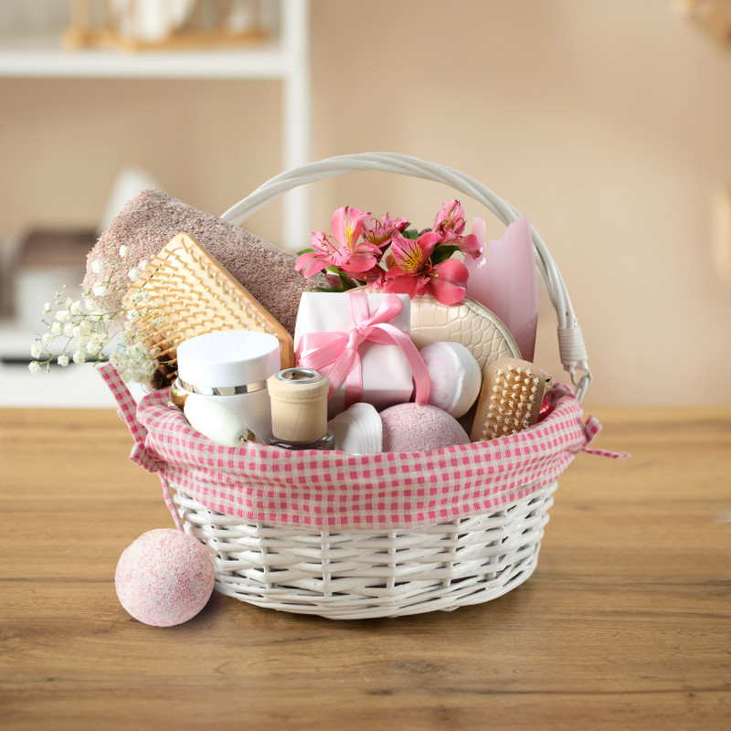 Crafting the Perfect Gift Basket: A Step-by-Step Guide - Wickerwise