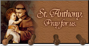 St. Anthony with Jesus Keychain Holder St. Anthony with Jesus Keychain Holder