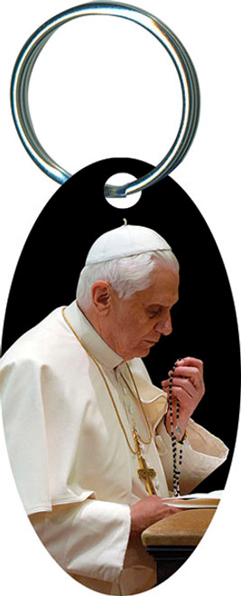 Pope Benedict XVI Praying the Rosary Oval Keychain