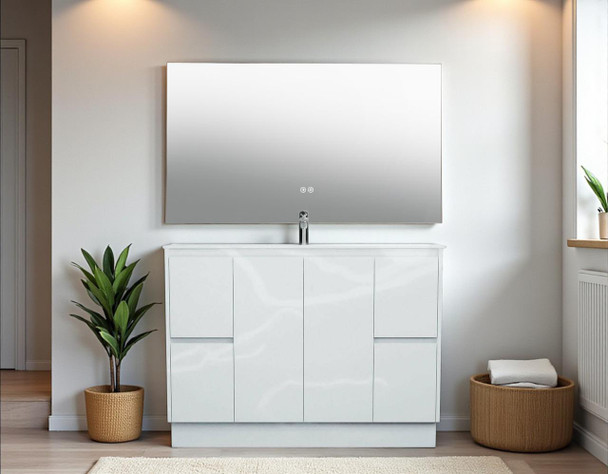 YAZ Smart LED Mirror with Anti-Fog - 1200mm 